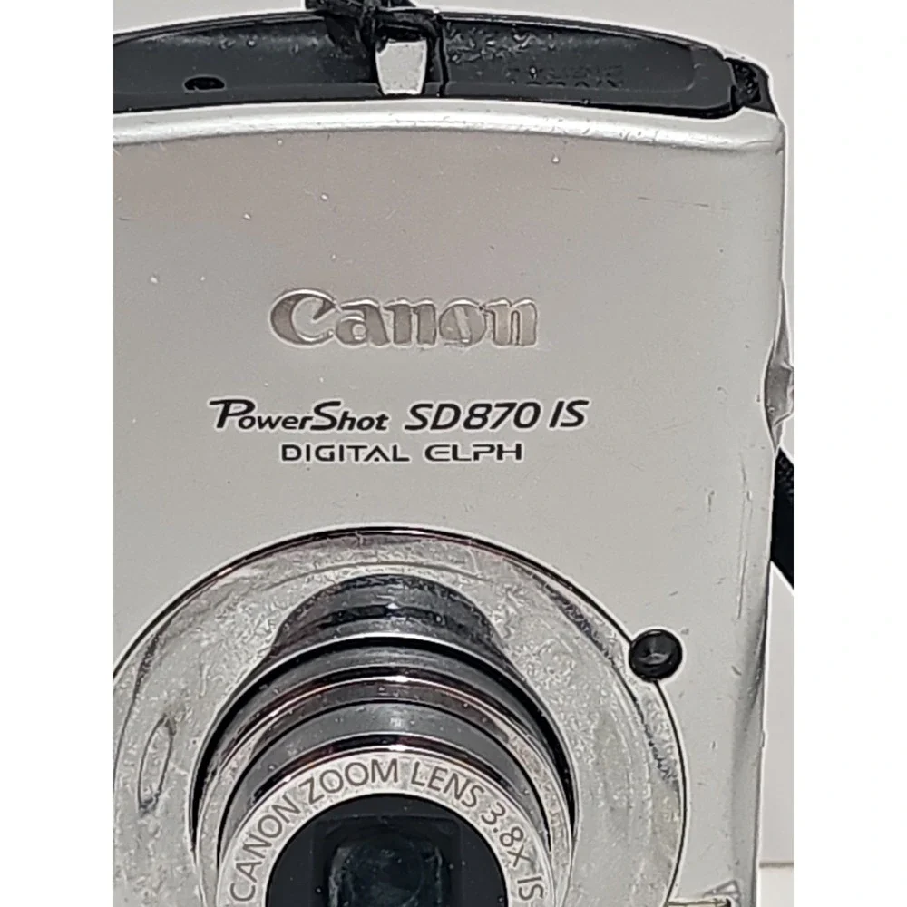 Canon PowerShot SD 870 IS Digital ELPH 8.0MP 3.8x Digital - Silver FOR PARTS